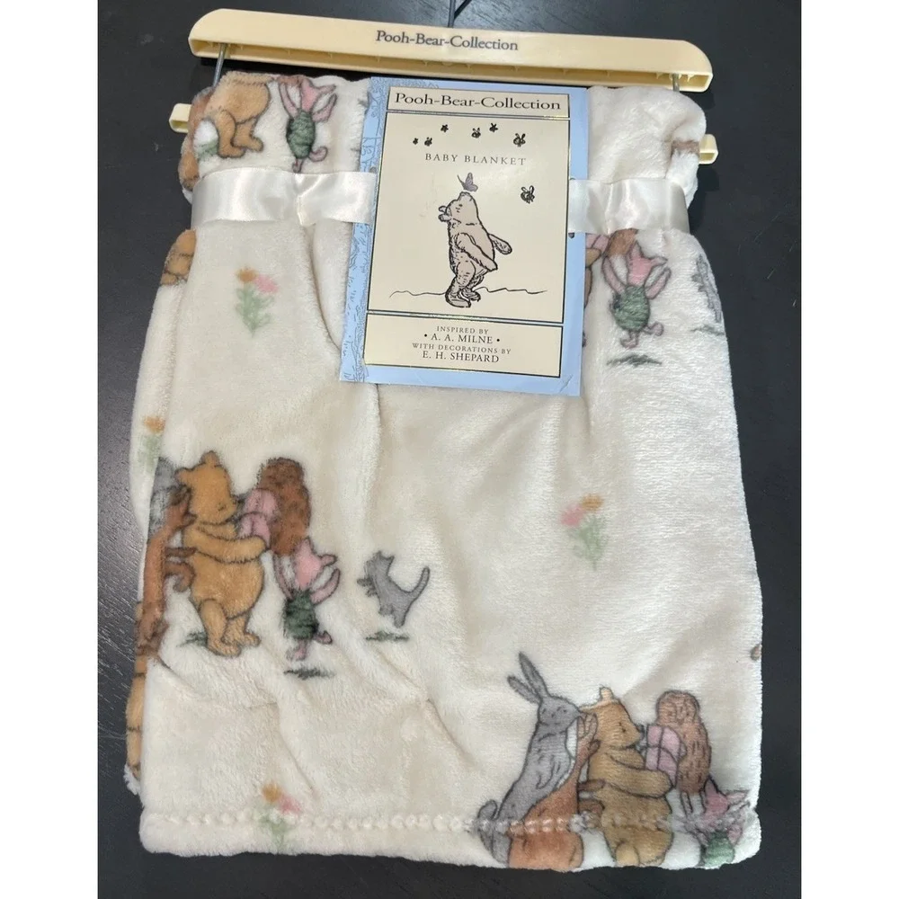 NEW Pooh Bear Collection Winnie The Pooh Piglet Kanga Roo 30